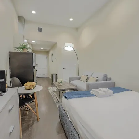 Keyless Entry Laundry In Bldg Pet Friendly Boston