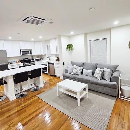 3-bedroom 9b2 20-minuite To Downtown Boston