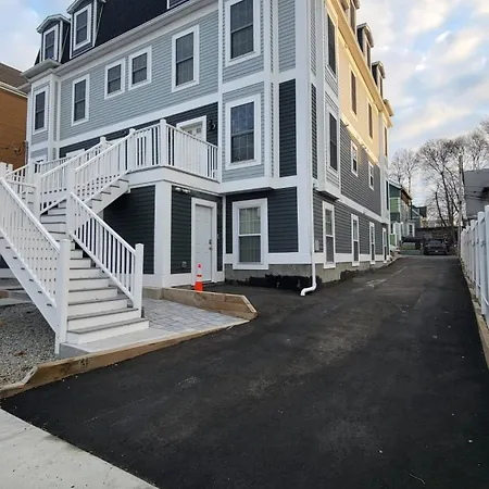 3-bedroom 9b2 20-minuite To Downtown