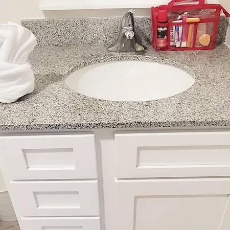 Apartment 3-bedroom 9b2 20-minuite To Downtown Boston