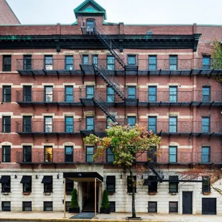 Ivy Common Hotel 2*