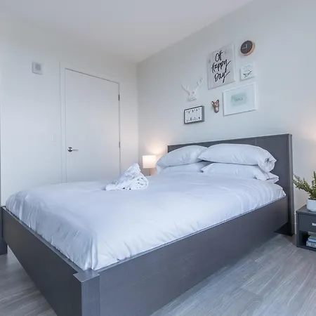 Three-bedroom On Western Avenue Apt S501 Apartment Boston