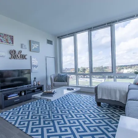 Three-bedroom On Western Avenue Apt S501 Apartment Boston