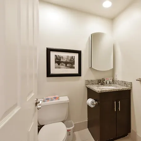 Global Luxury Back Bay Apartment Boston