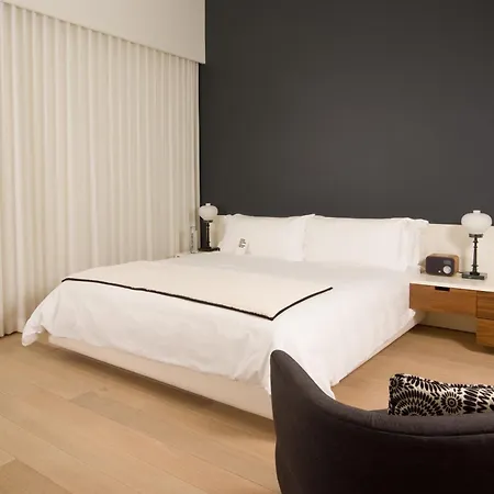 Hotel Ames Hotel, Curio Collection By Hilton