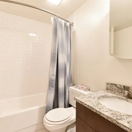 Global Luxury Back Bay *