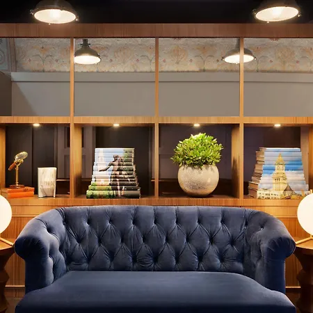 Ames Hotel, Curio Collection By Hilton Hotel Boston