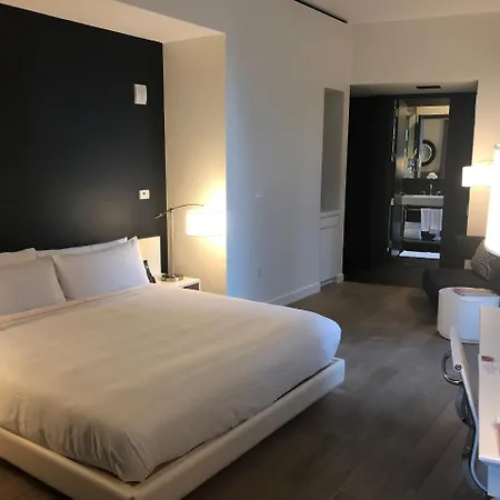 Hotel Ames Hotel, Curio Collection By Hilton 5*