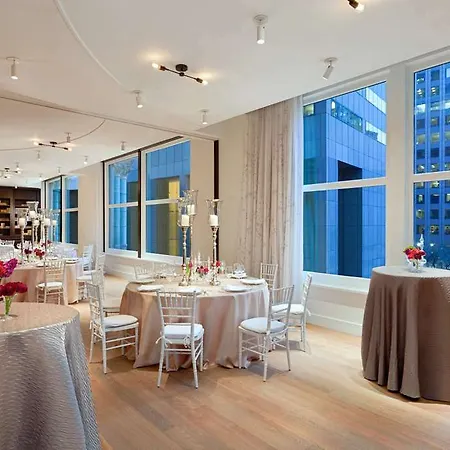 Ames Hotel, Curio Collection By Hilton