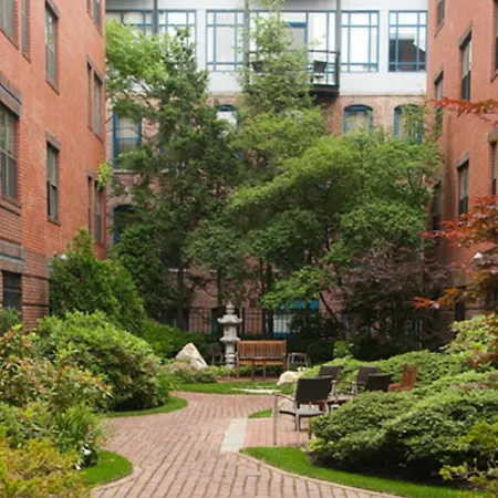 Global Luxury Back Bay Apartment Boston