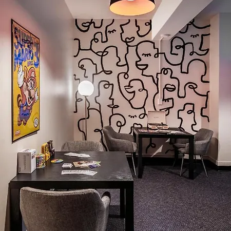 Fenway Inn 2*