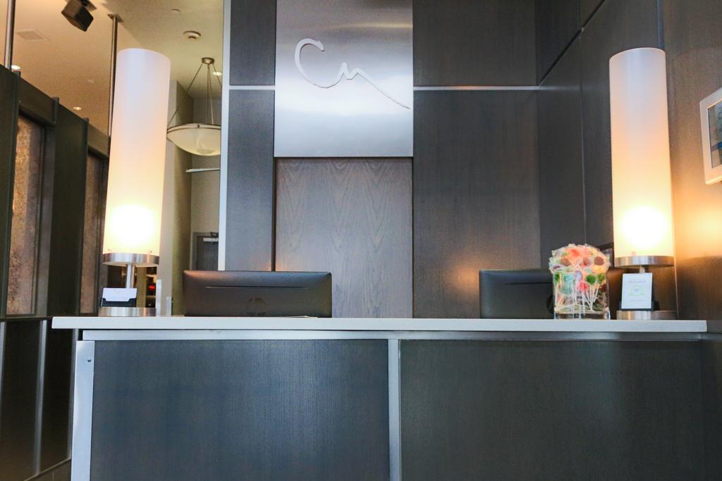 Charlesmark 3* Boston