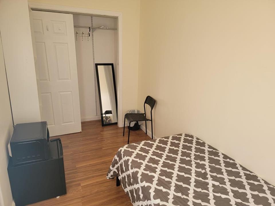 184 Bedrooms Near To Downtown Maison d'hôtes