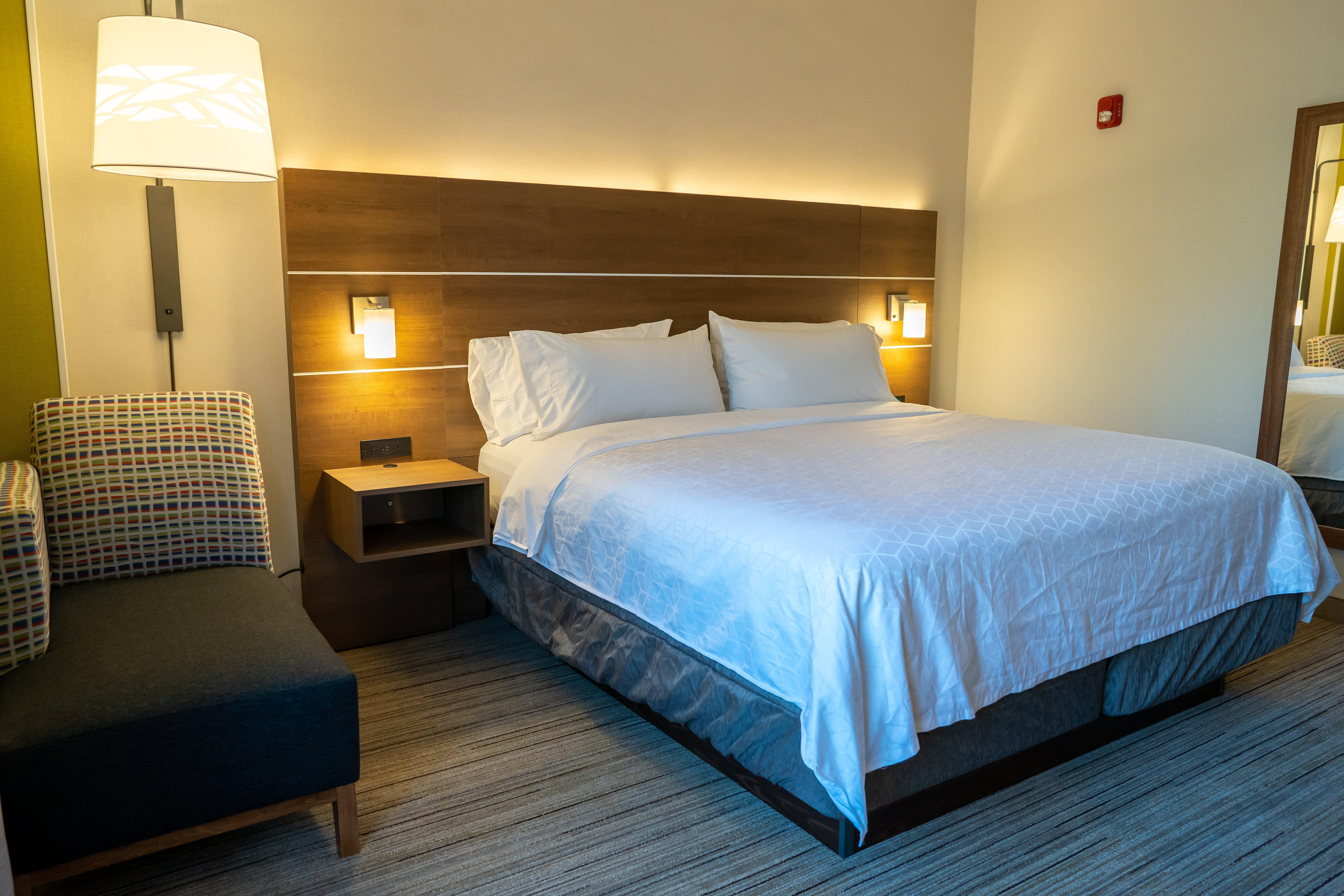 Hotel Express By Ihg Boston