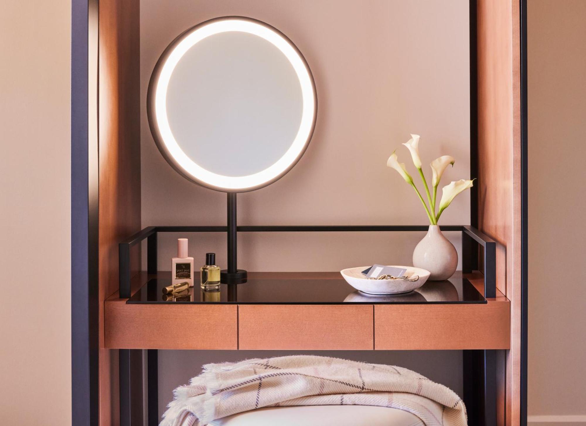 Hotel Omni At The Seaport 4*