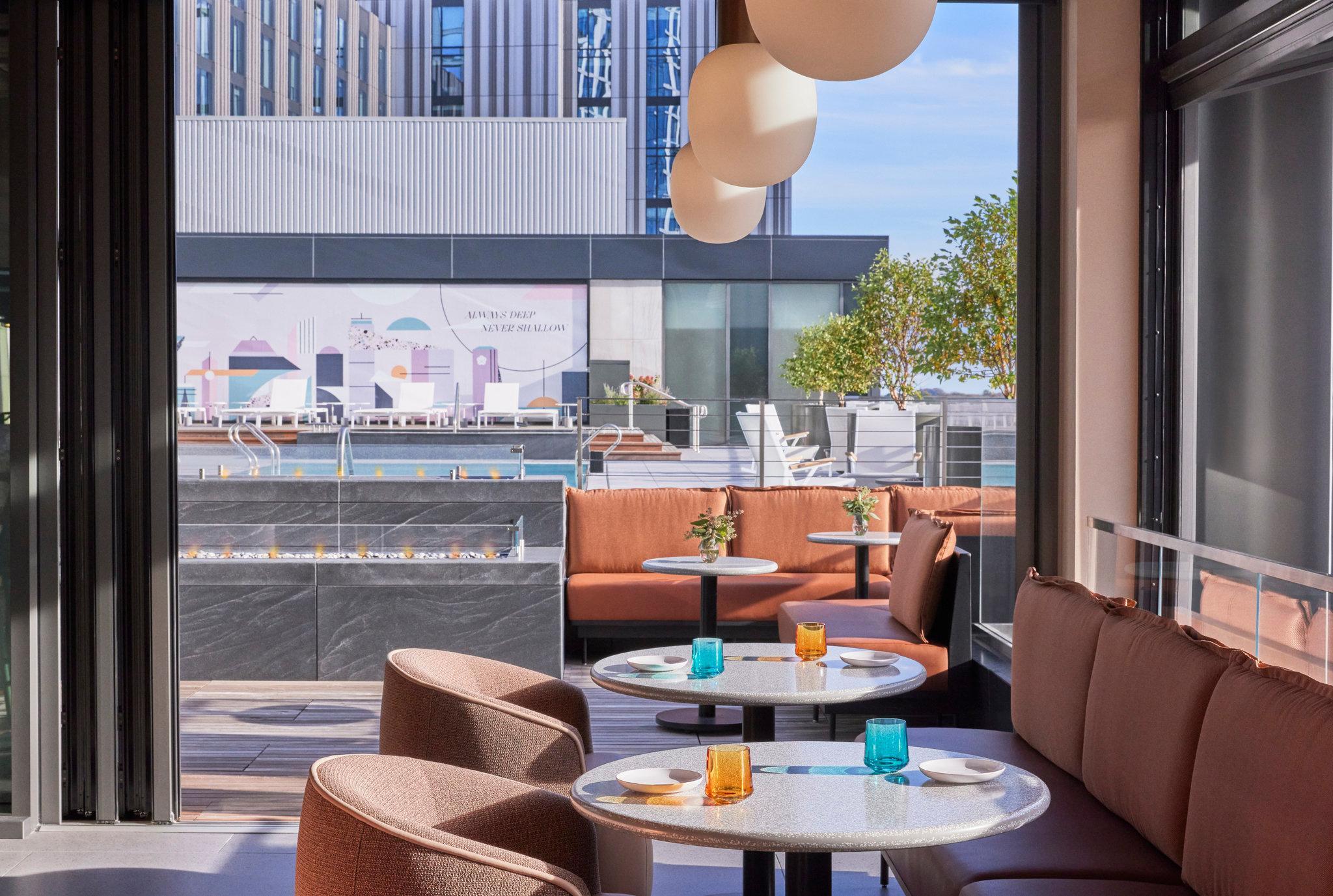 Omni At The Seaport 4* Boston