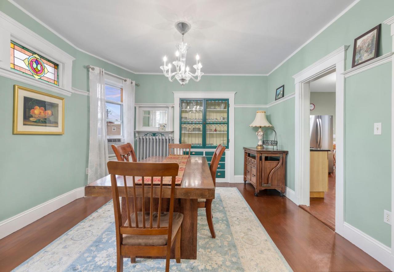 Bright & Spacious Apartment, Mins From Downtown Boston, Parking Appartement