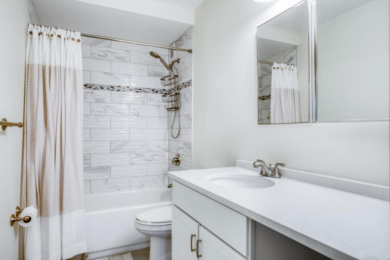 Back Bay 2br2b Steps From Prudential Center Bos-410 Boston