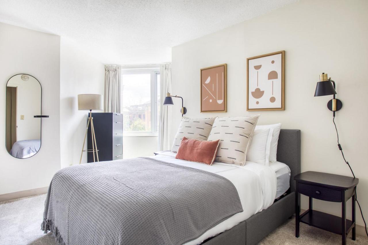Back Bay 2br2b Steps From Prudential Center Bos-410
