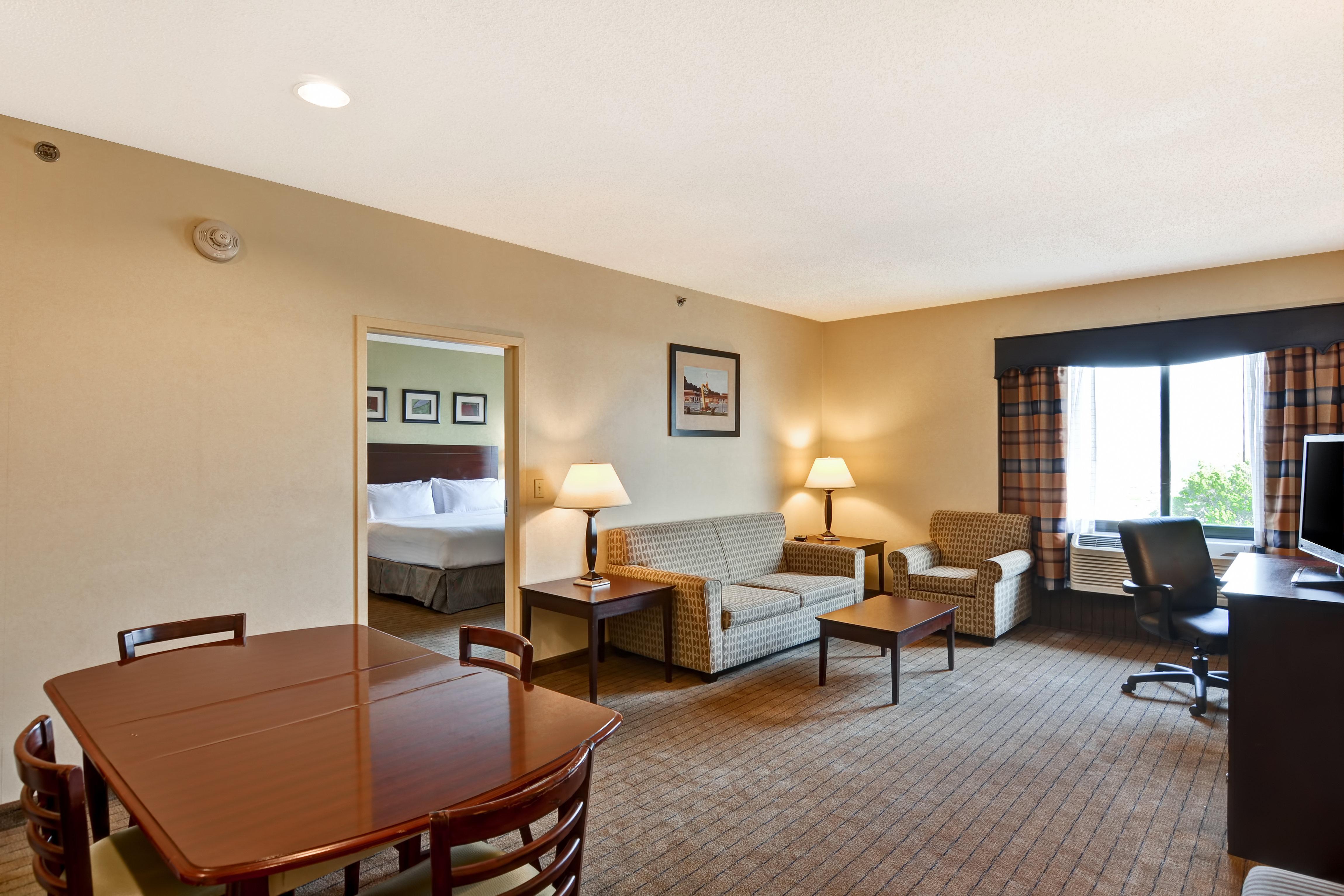 Hotel Express By Ihg Boston