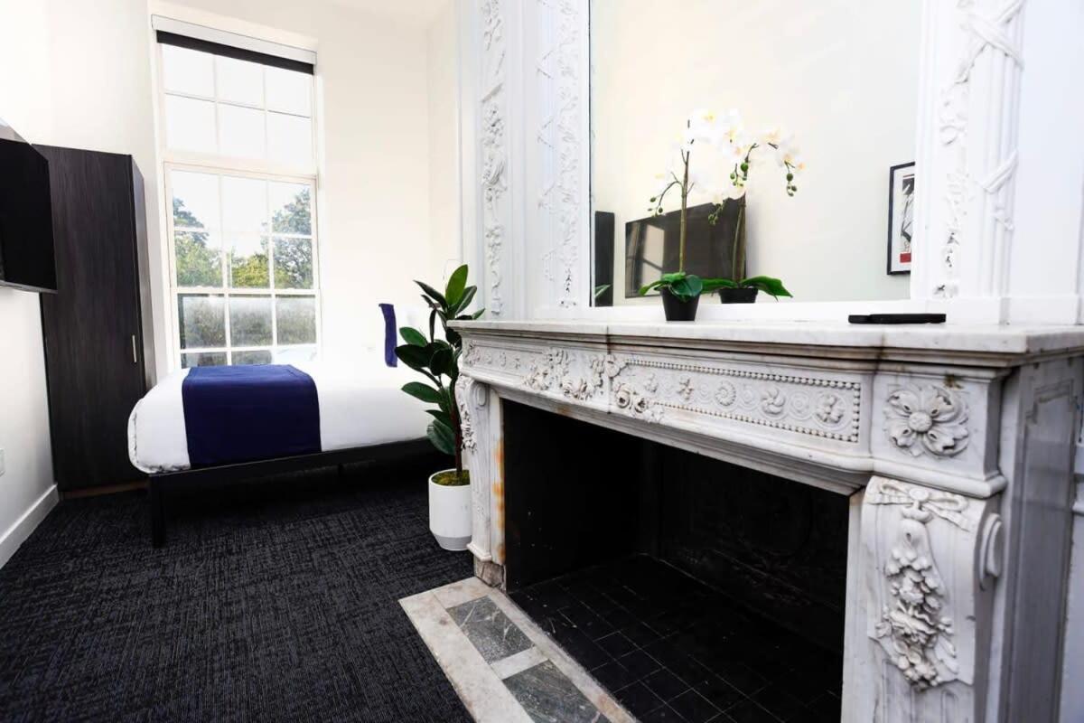 Stylish In Historic - Unit #209 Appartement