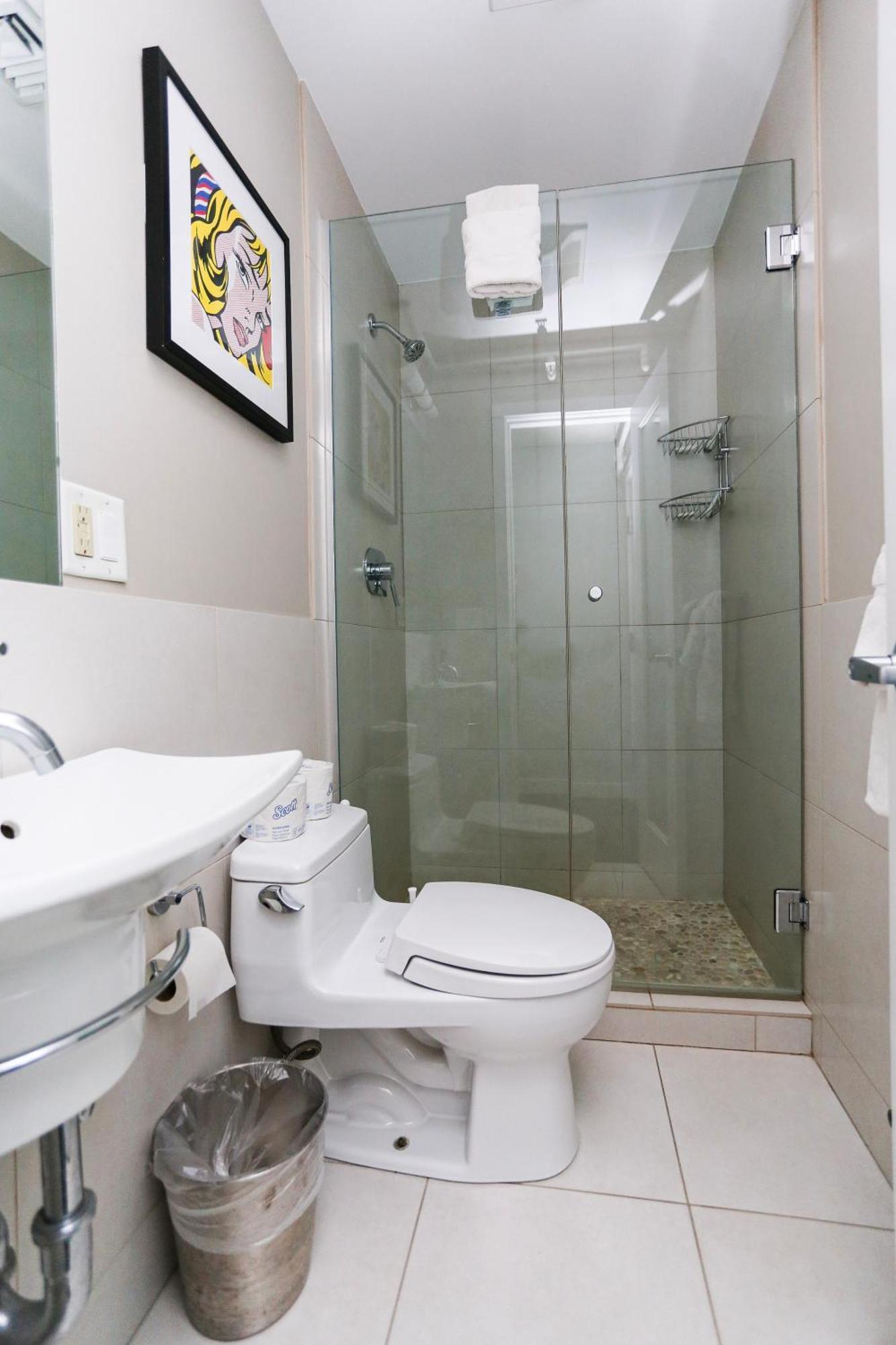 Charming On Boston's Iconic Newbury St. #8 Apartment Boston