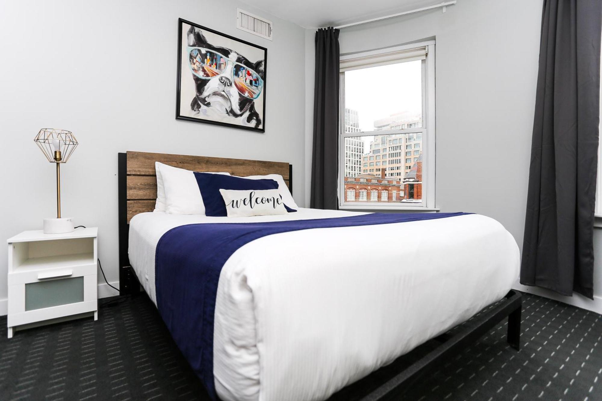 Charming On Boston's Iconic Newbury St. #8 Apartment Boston