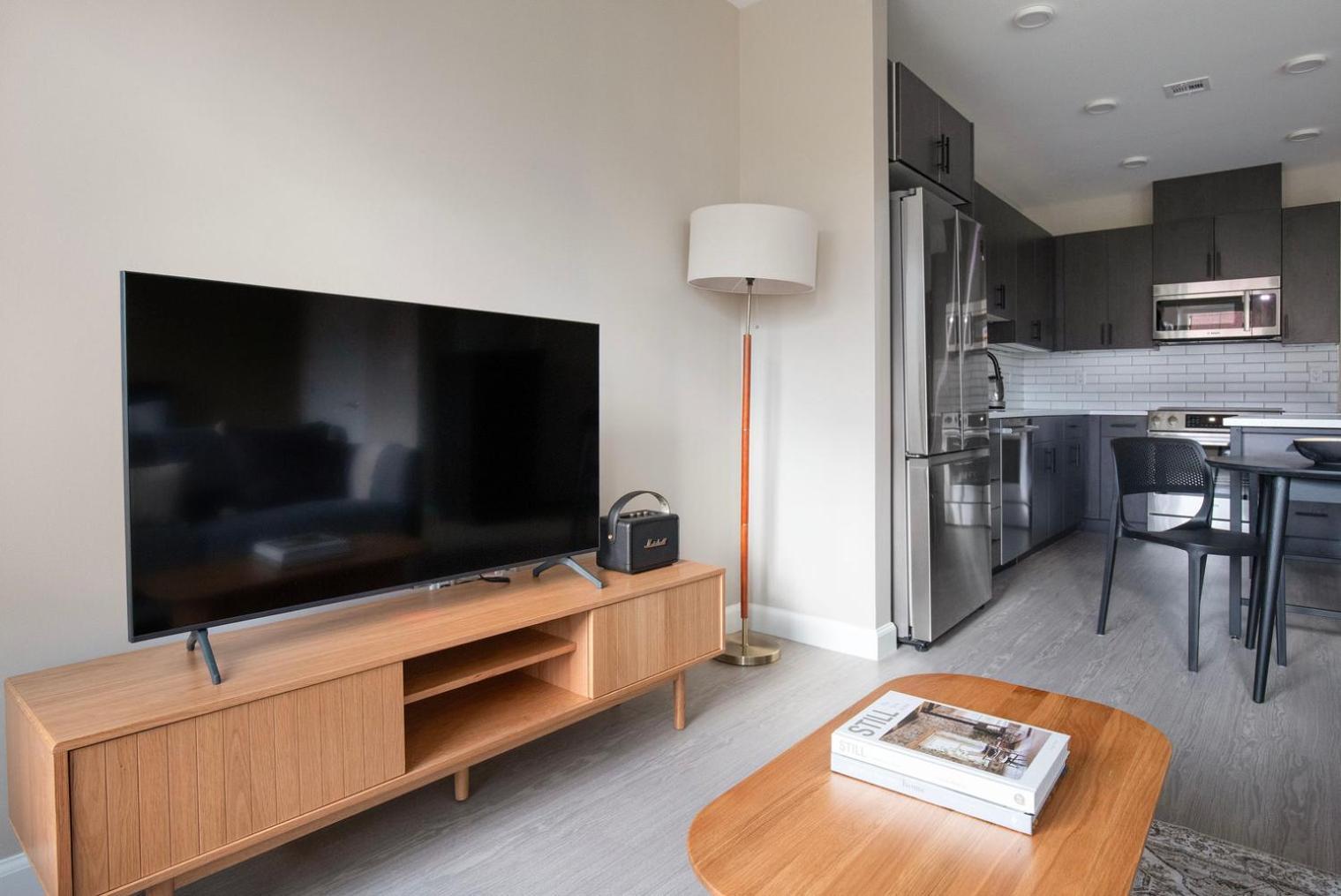 Kendall Square W Gym Wd Rooftop Bos-918 Appartement Boston