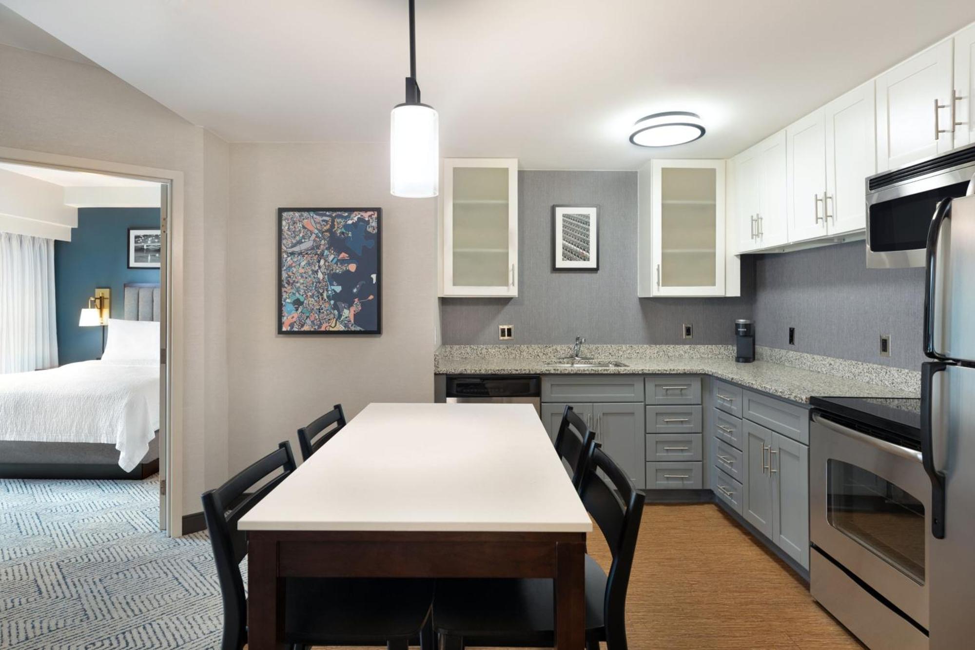 By Marriott Back Bay/fenway 3*