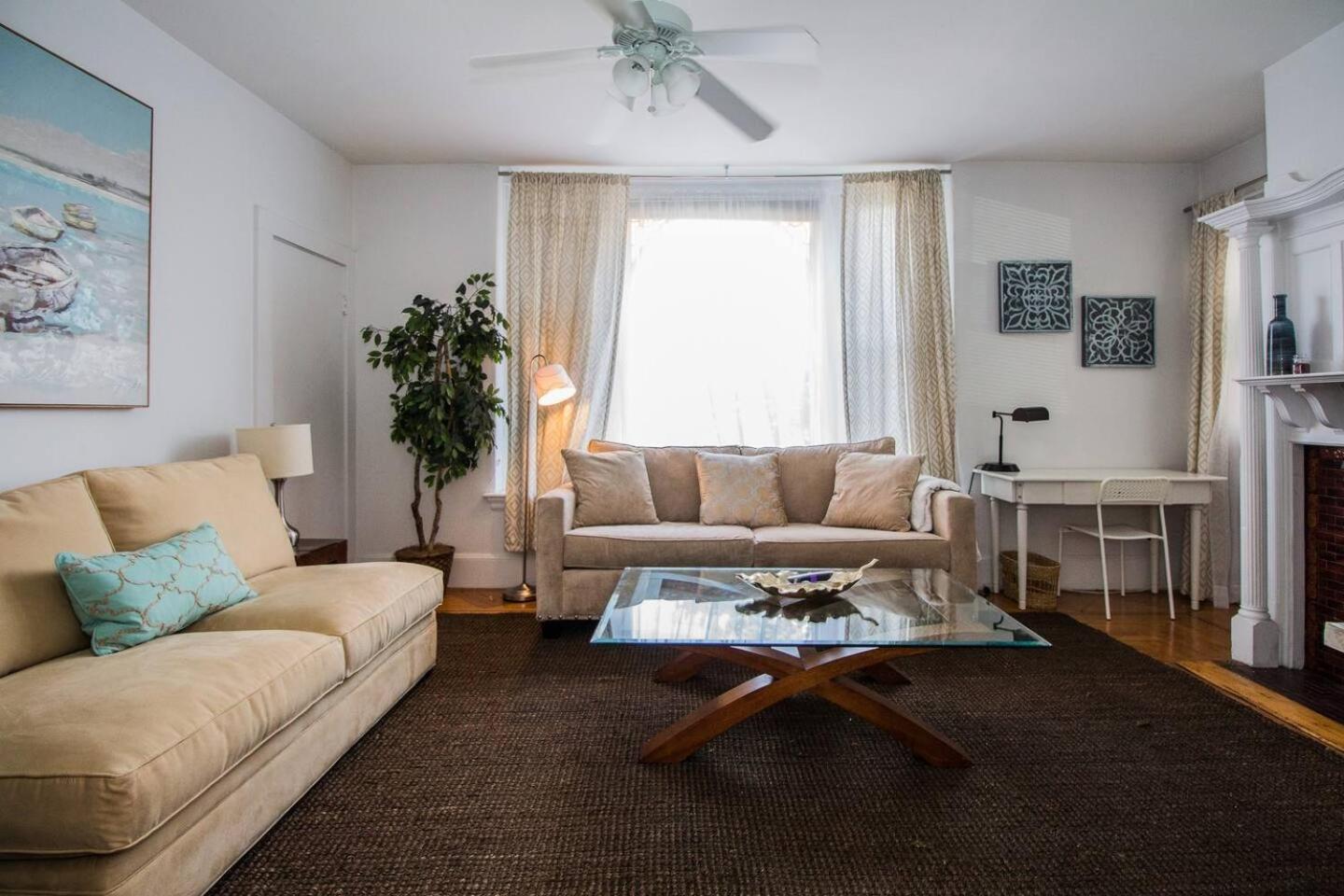 Condominium, First Floor Easy Access To Mb Hébergement de vacances *