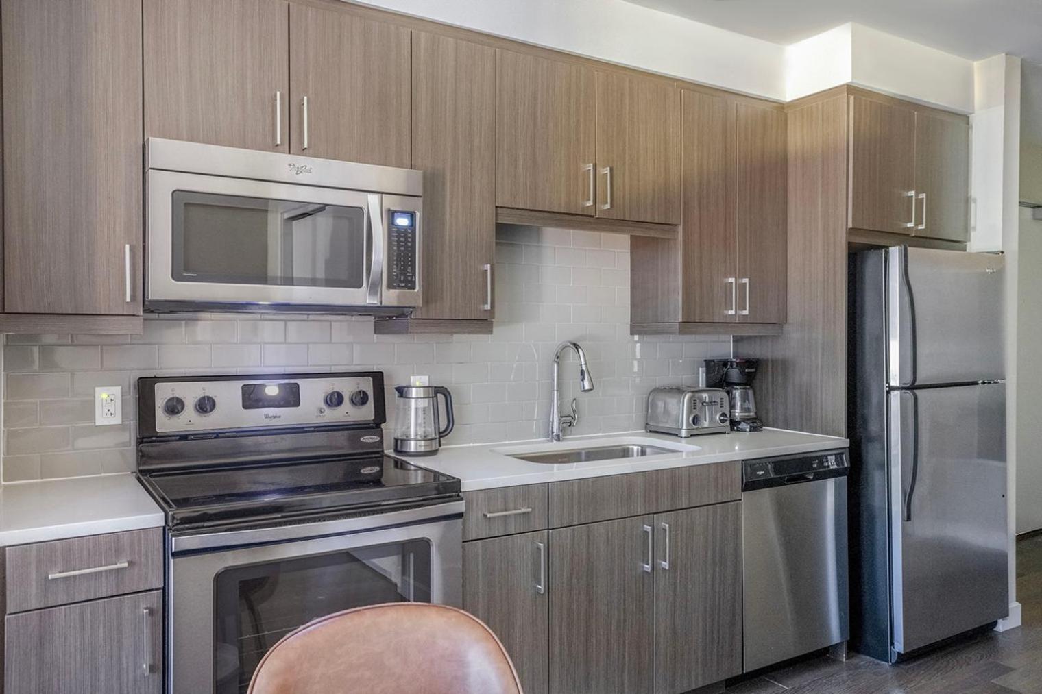 Back Bay Studio W Gym Wd Nr Shopping Bos-868 Apartment
