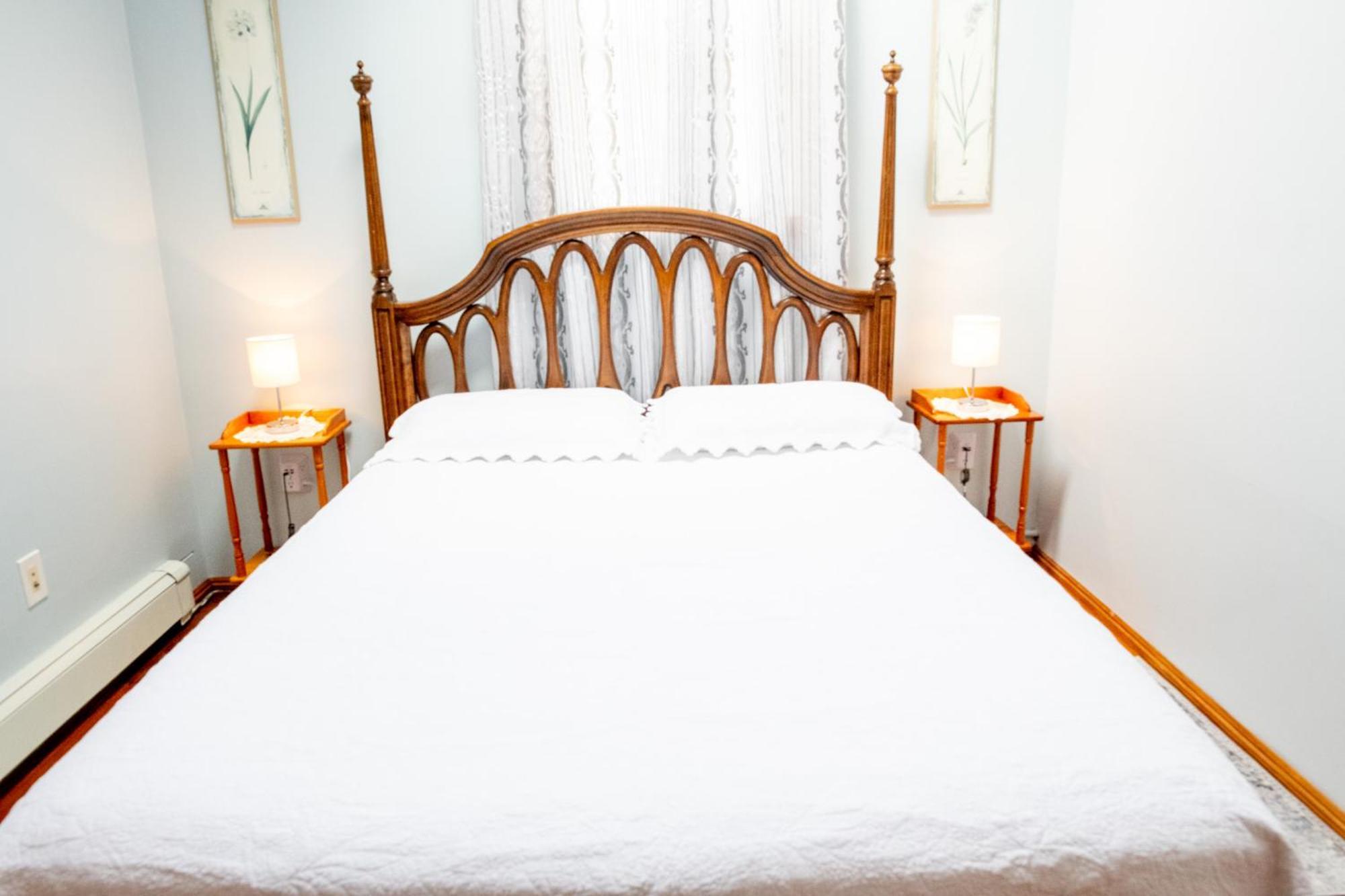 Appartement Beautiful Apartment-5 Beds-full Kitchen-parking-super Clean!
