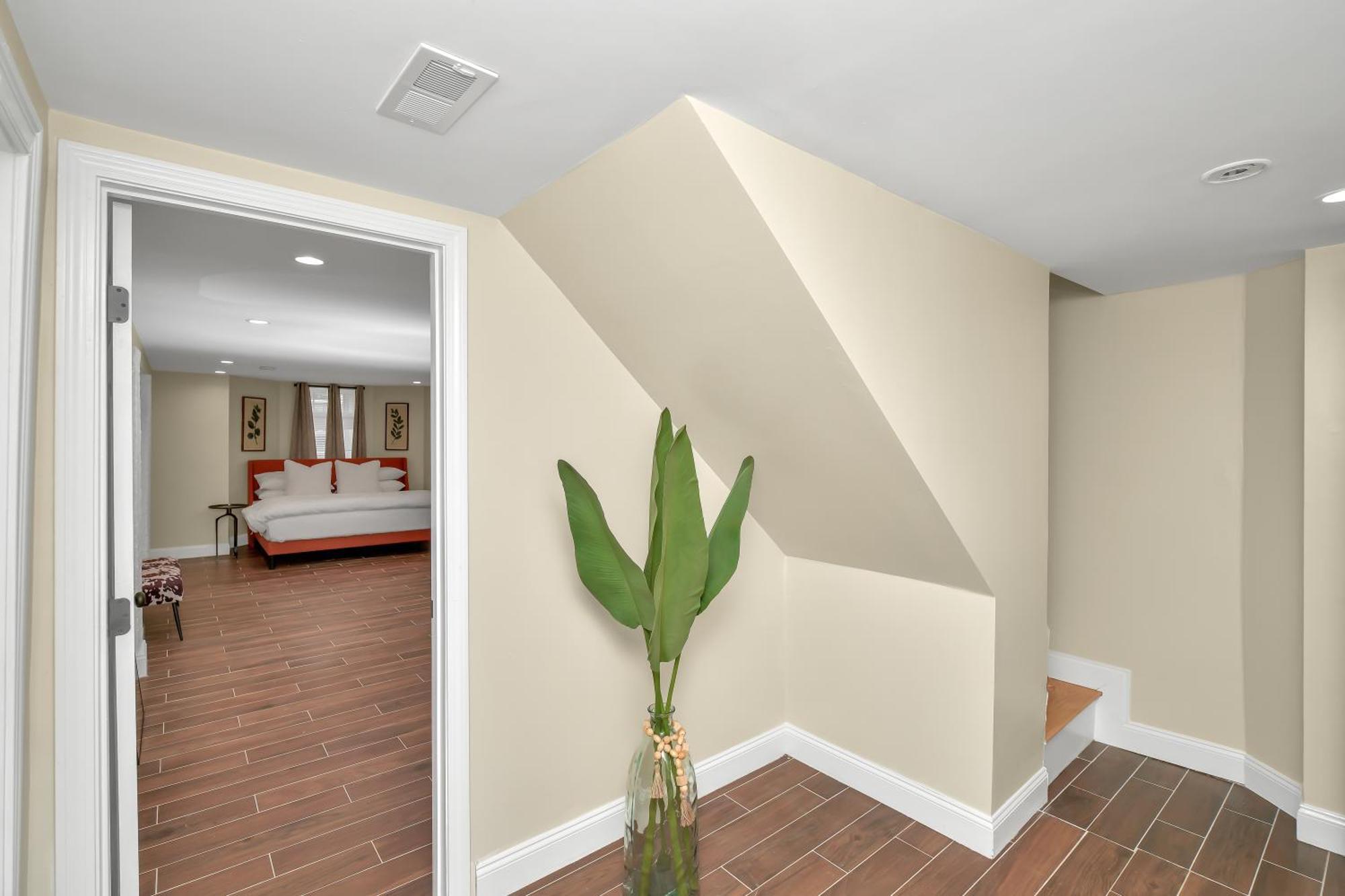 Comfort V Apartment Boston