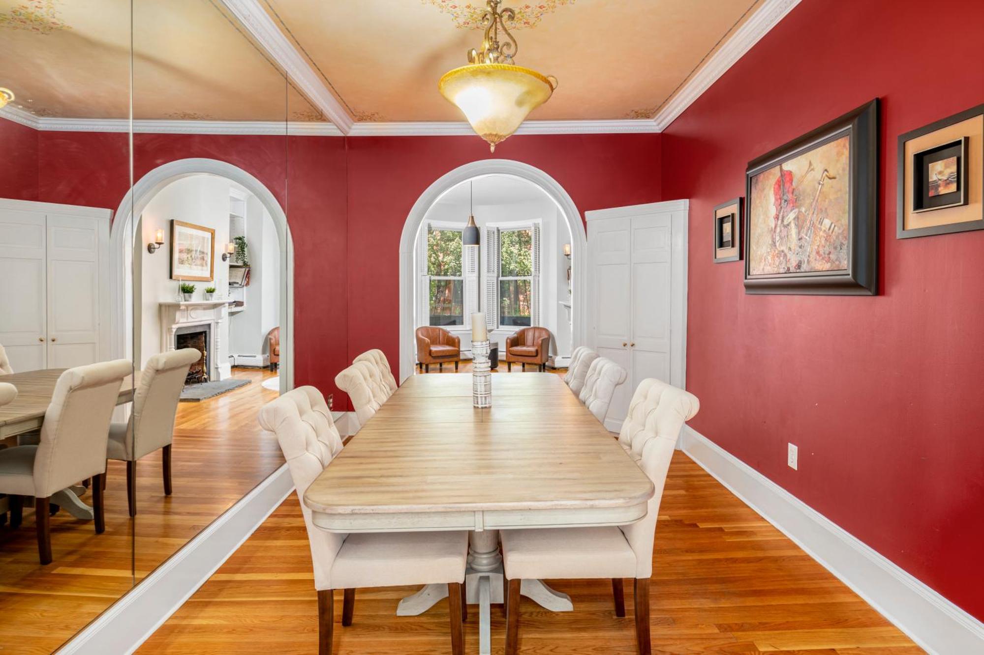 Brownstone Townhouse In Fenway Boston