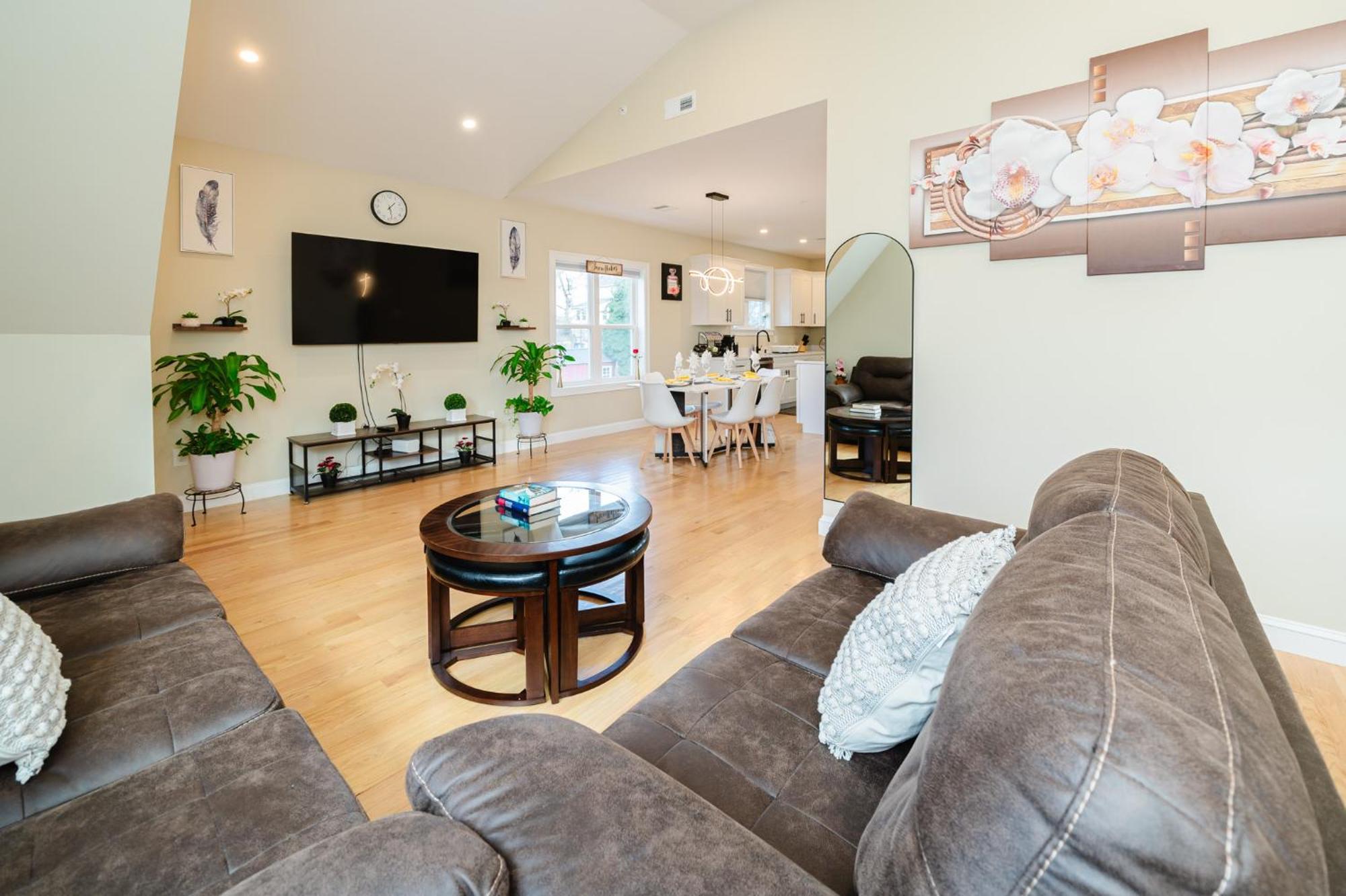 60-3 3br - Sleek Near Wollaston Apartamento