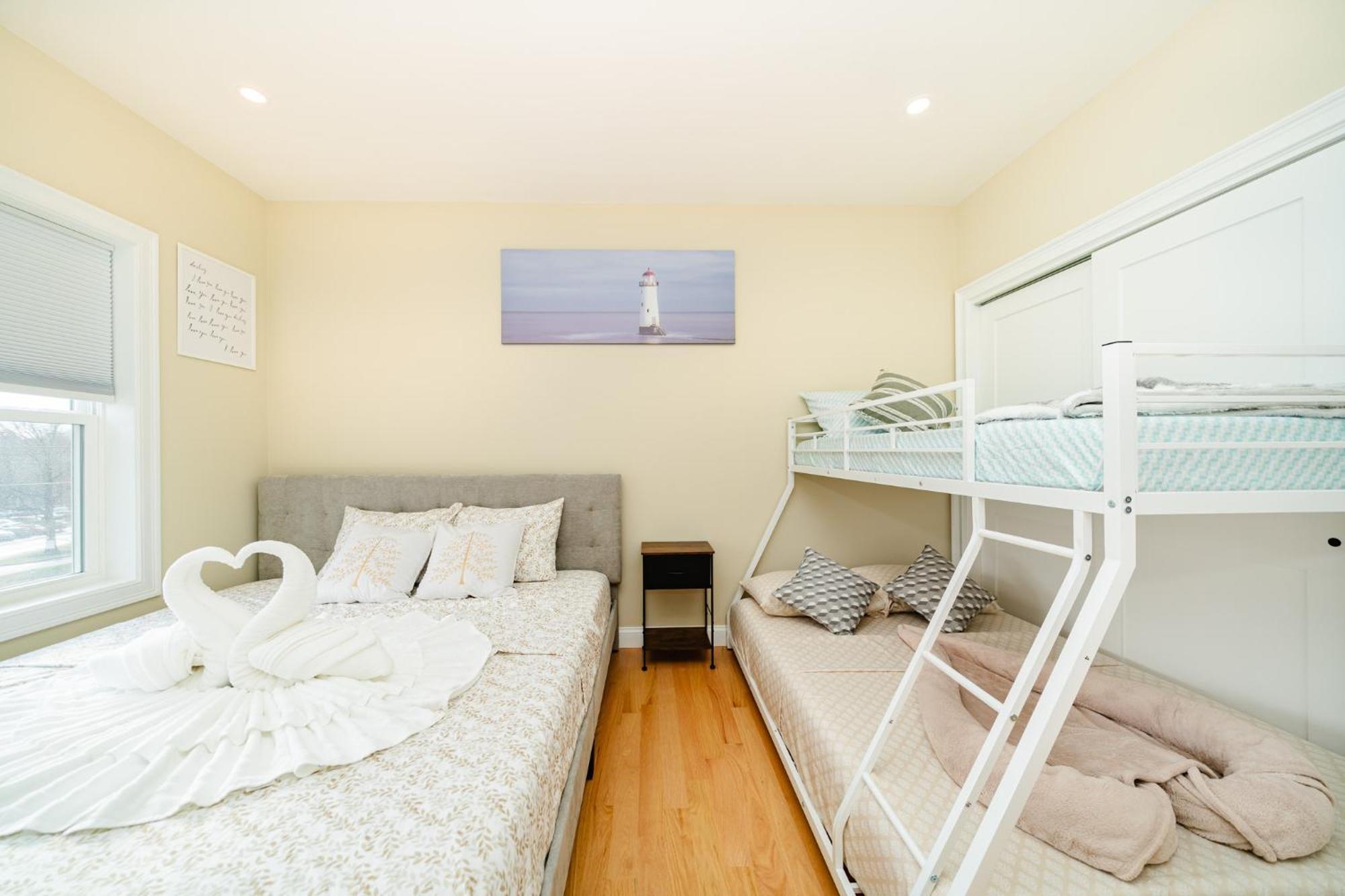60-3 3br - Sleek Near Wollaston Apartamento Boston