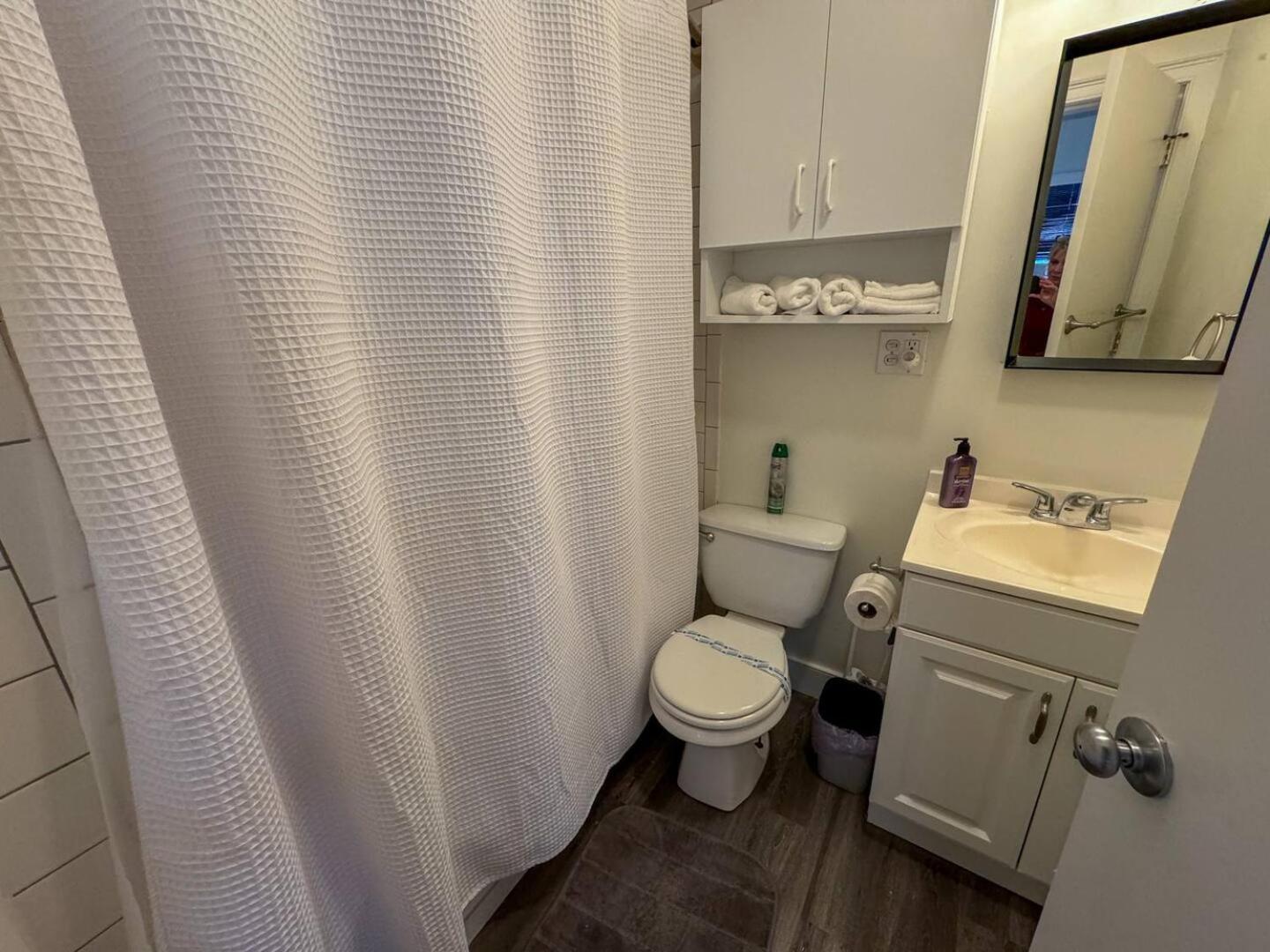 Sunny 2br W Office, Near Copley & Shopping Appartement