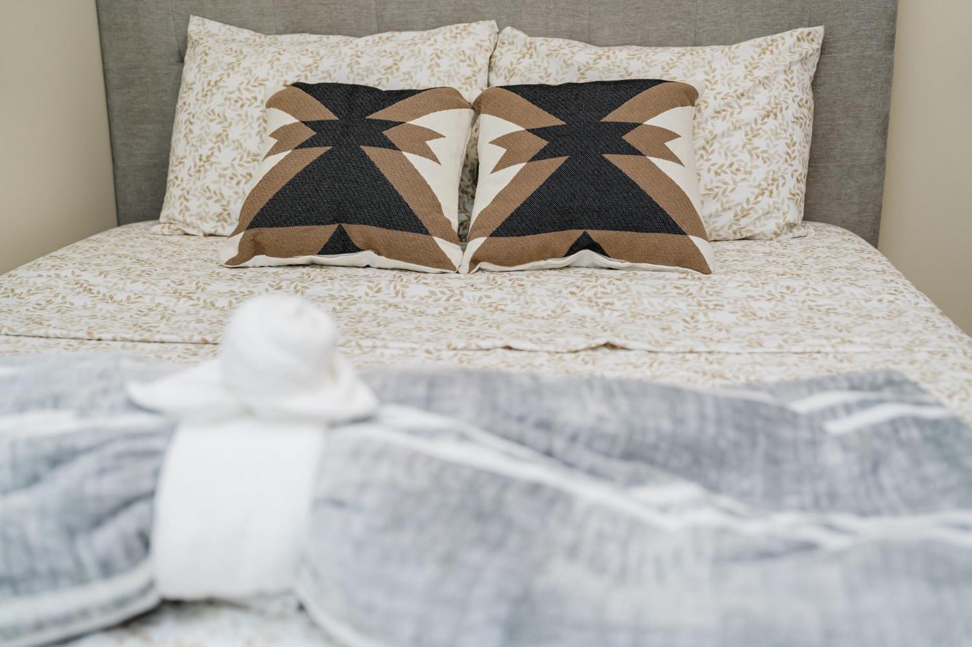 60-1 4br - Cozy New Near Franklin Park