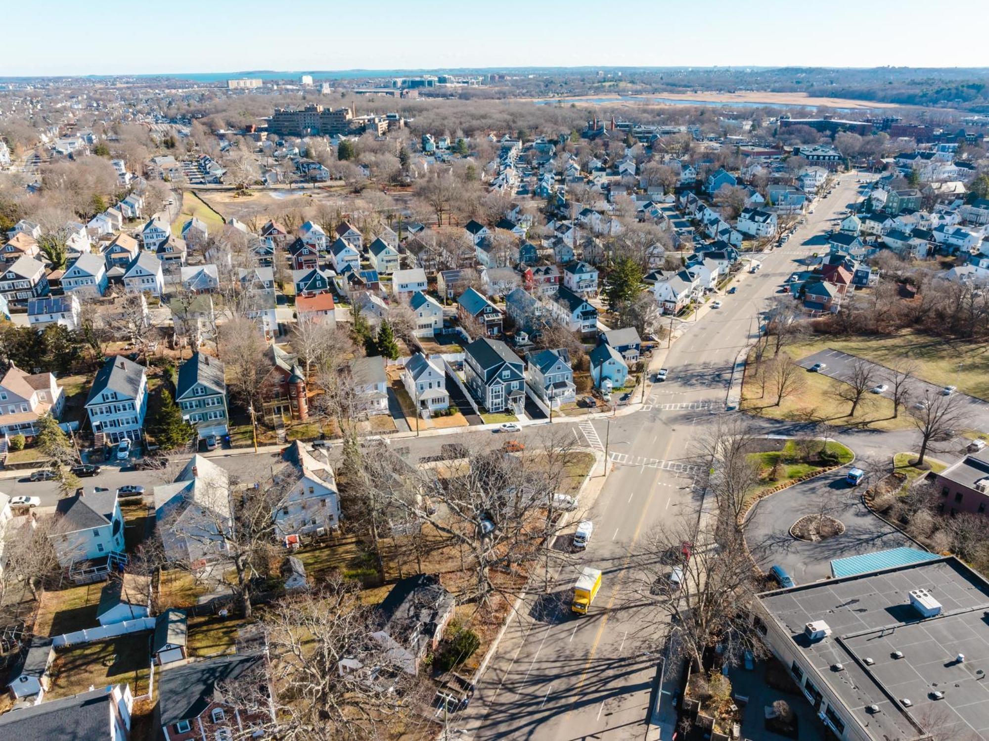 60-1 4br - Cozy New Near Franklin Park *