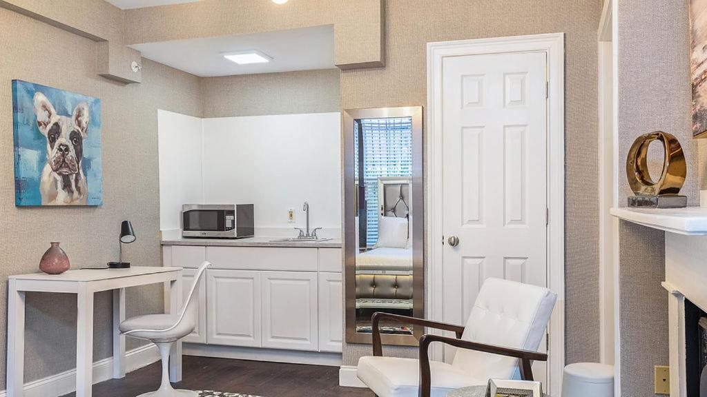 Premier Bay Village * Boston