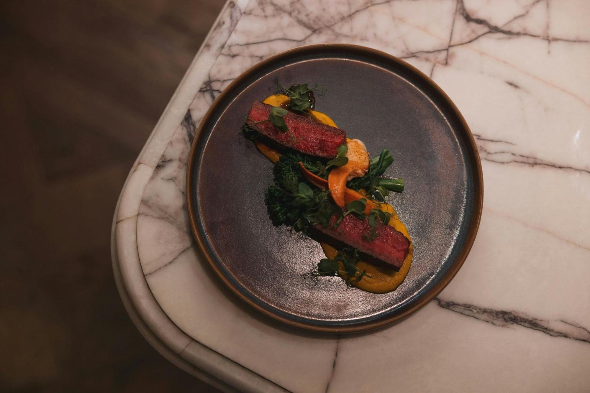 Hotel The Ritz-carlton,