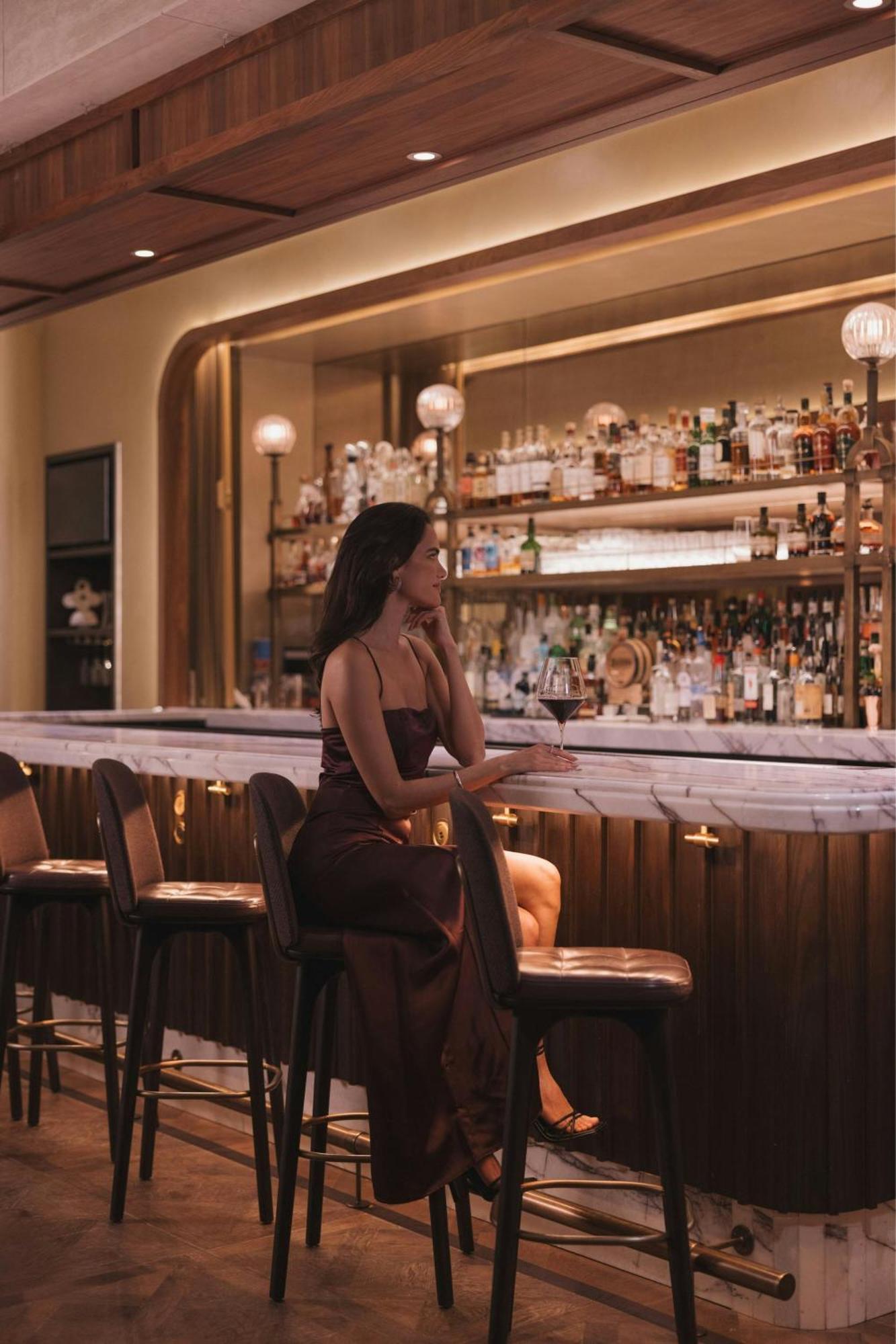 The Ritz-carlton, Hotel