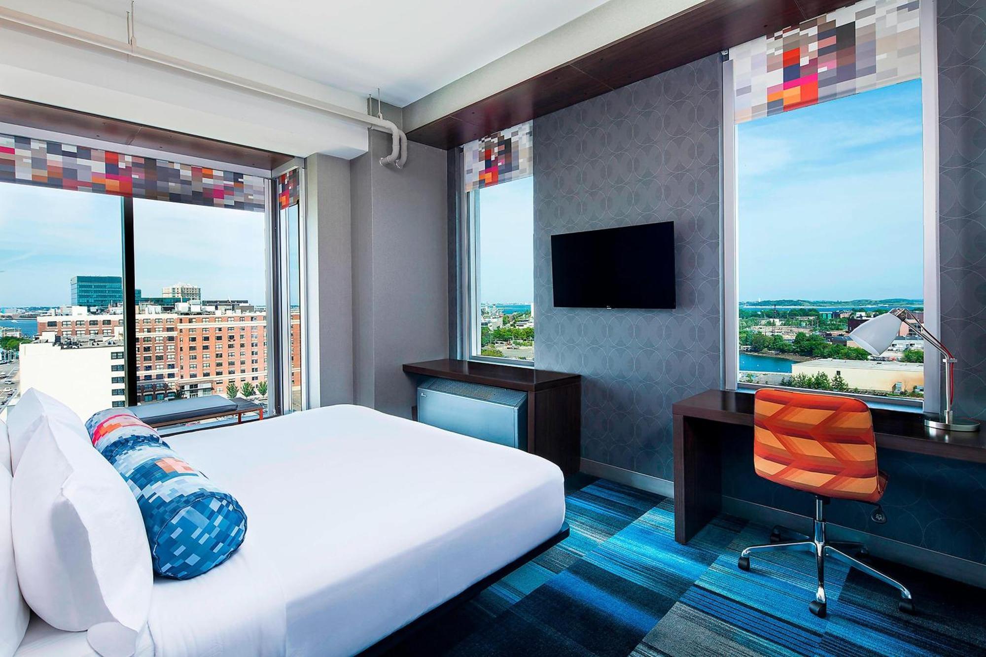 Aloft By Marriott Boston Seaport District