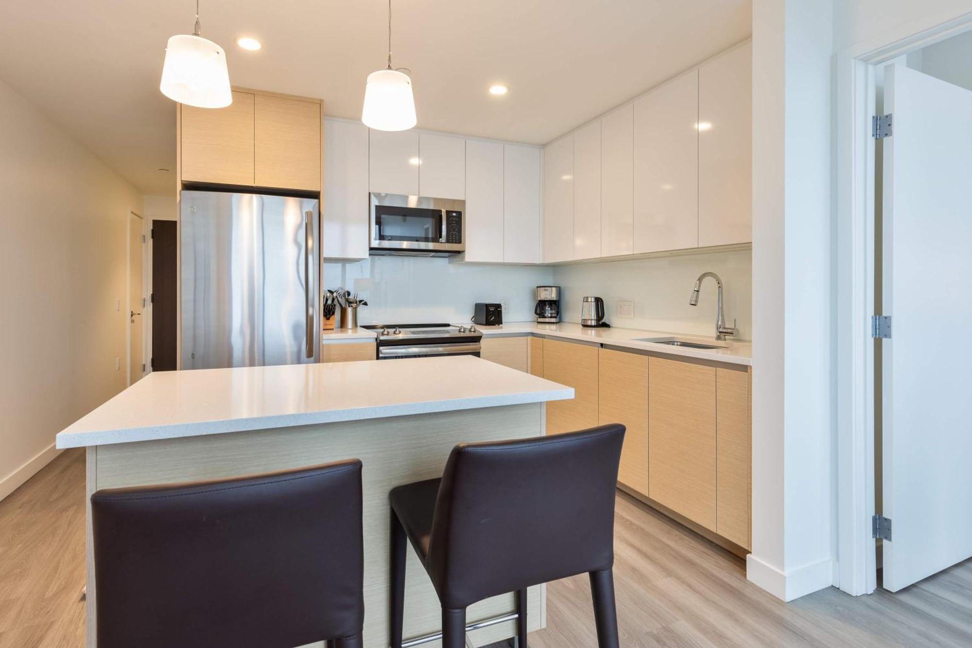 Luxury Downtown Apartment *