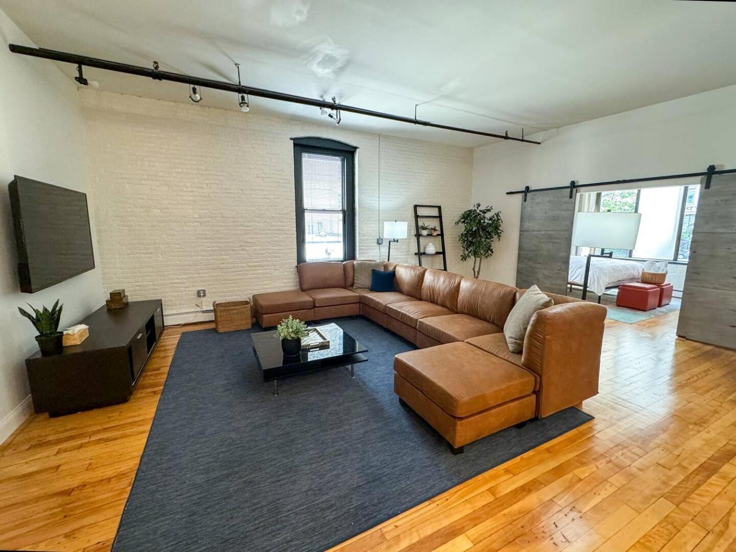Open-concept 2br Loft In The Heart Of Back Bay * Boston