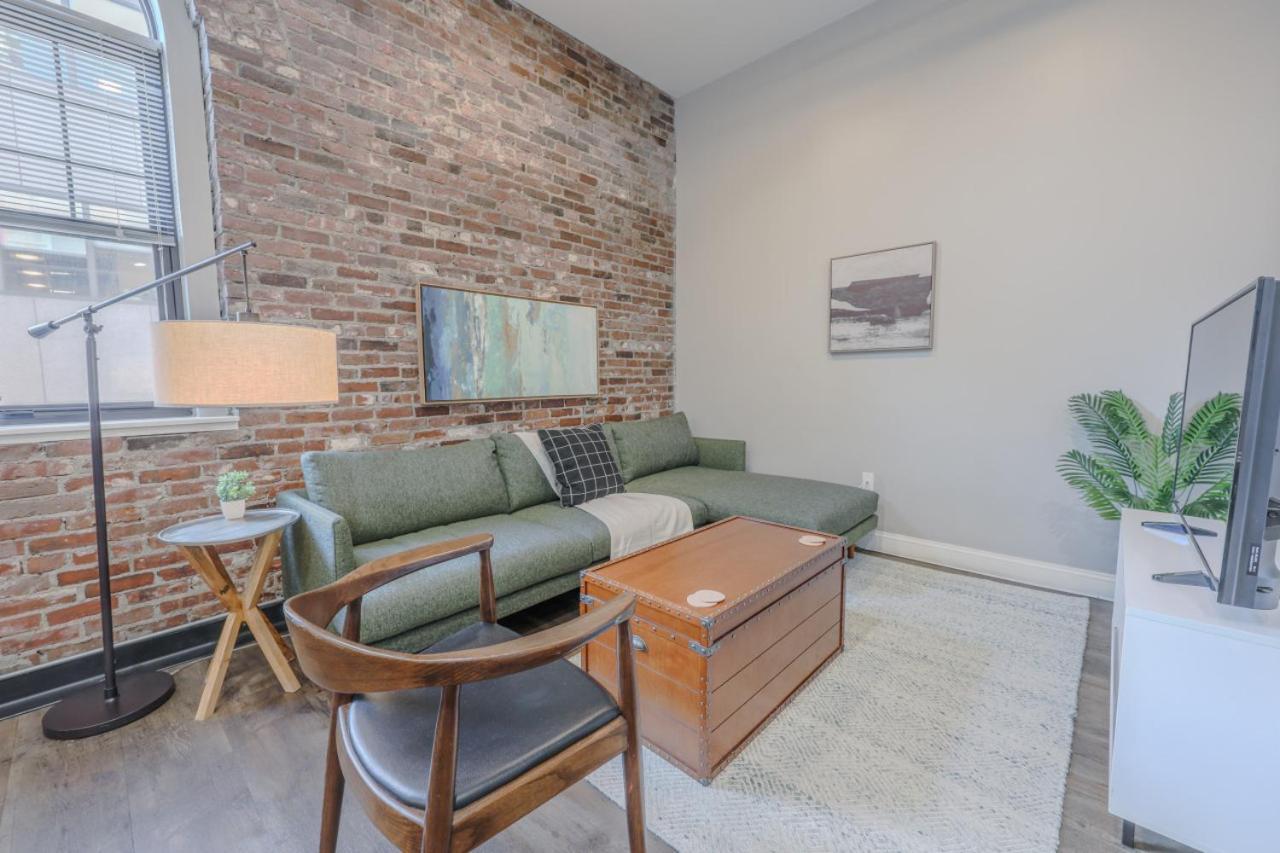 Lavish 3 Bed In Downtown Keyless Entry Apartment Boston