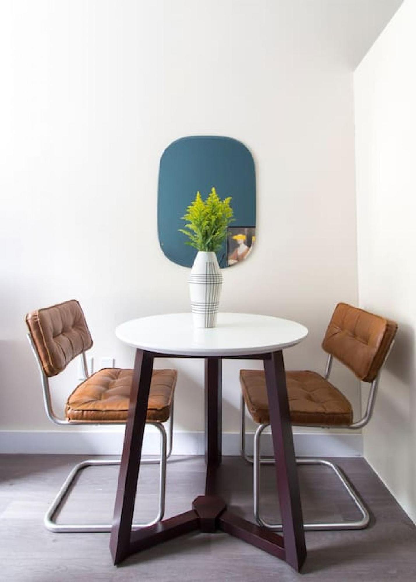 Apartment Walking Distance To Mgh And Tufts Medical *