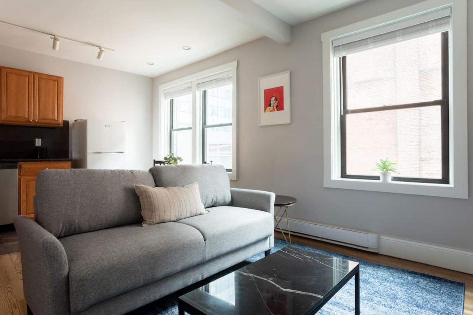 Simple 1br Steps To Common And South End *
