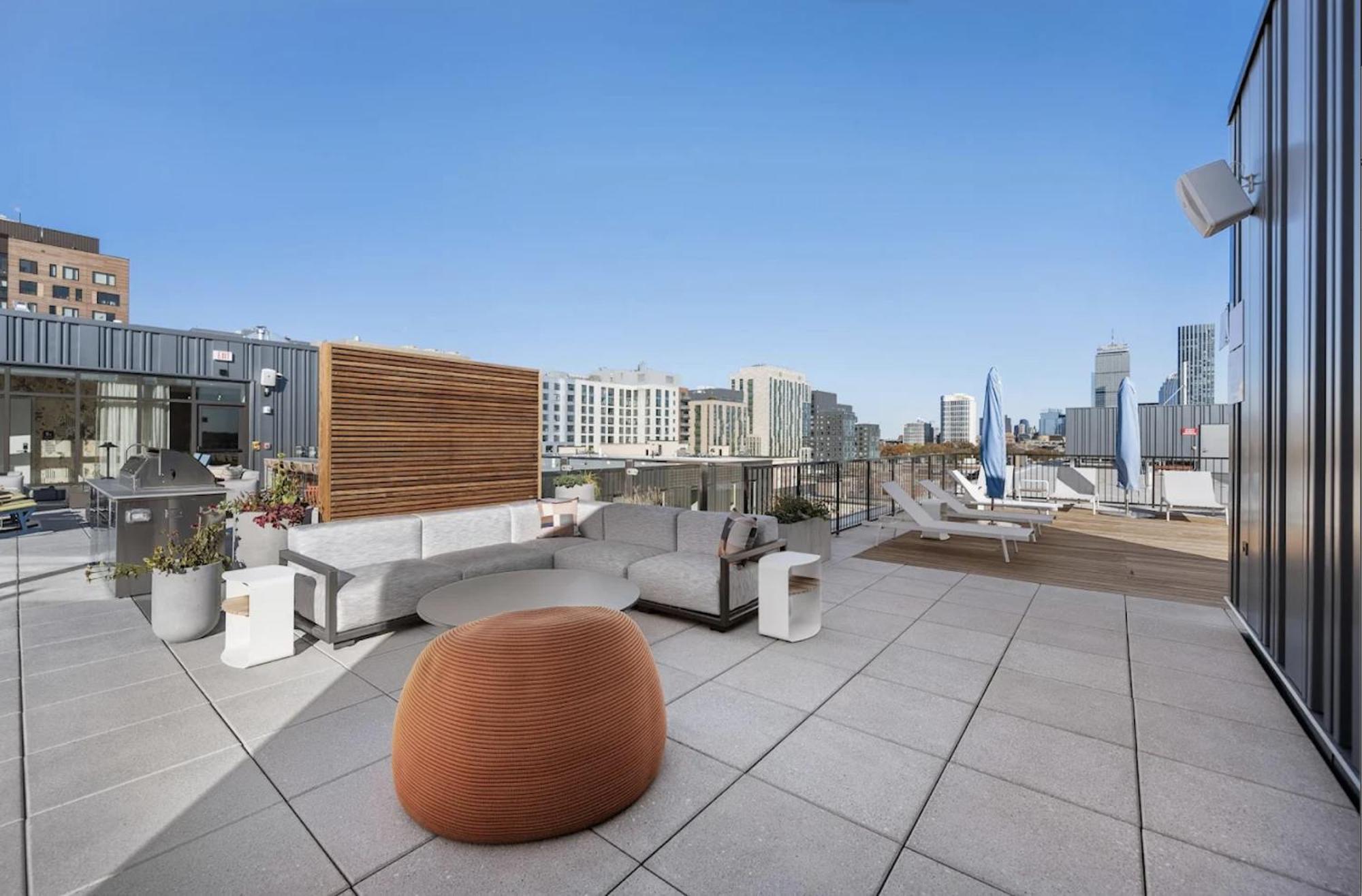 Luxury With Sky Terrace * Boston