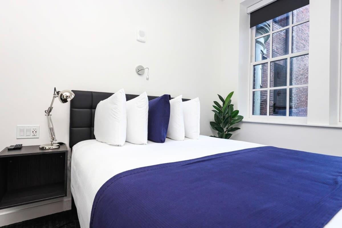 Stylish In Fenway Neighborhood - Unit #306 *